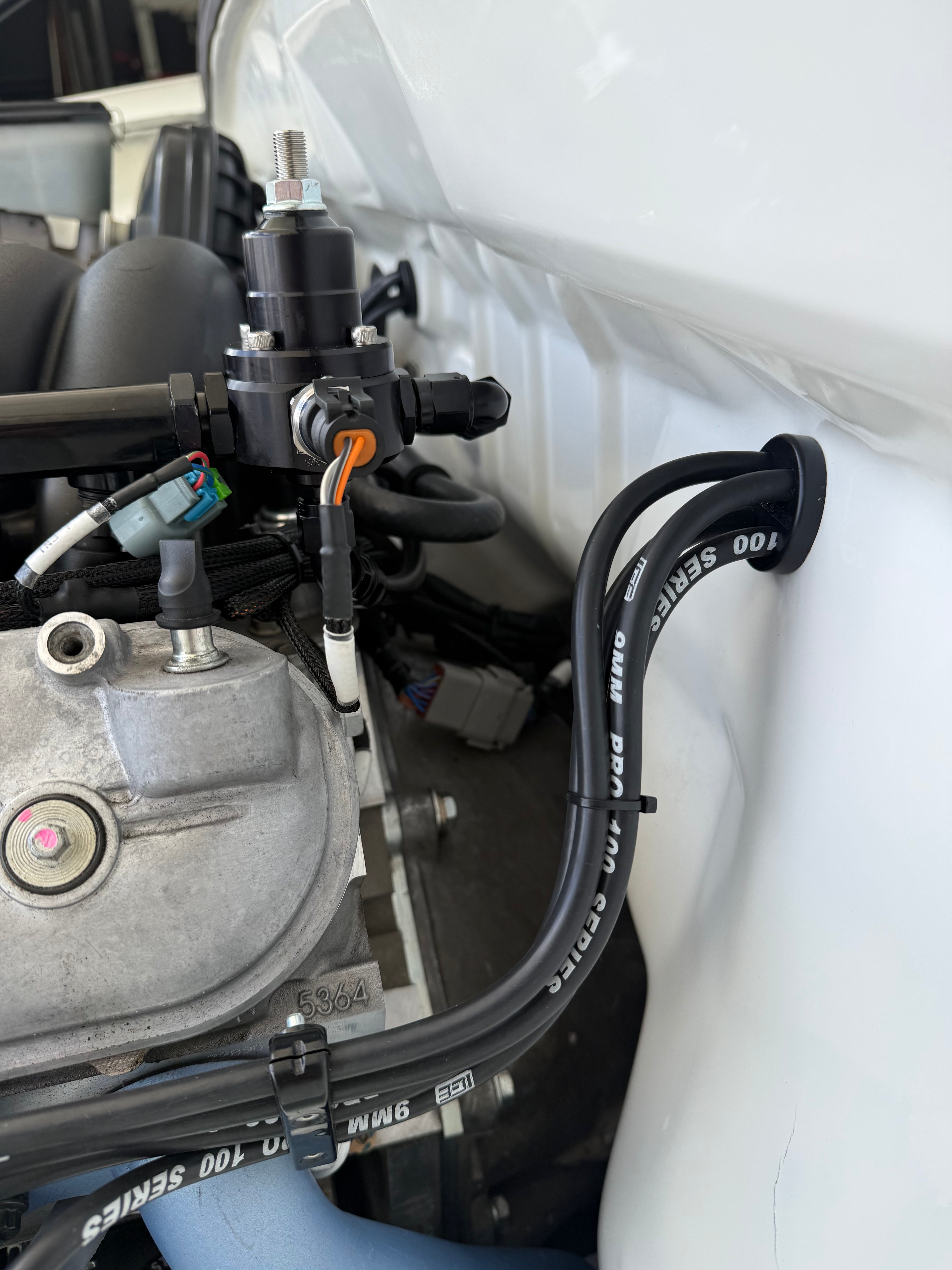 Reid Speed Ignition Lead Separators For Remote Mounting of Ignition Coils (2 pack)